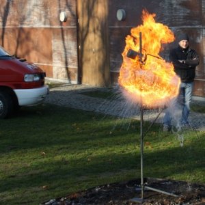 Vorführung: Fett- und Christbaumbrand, 05.12.2015