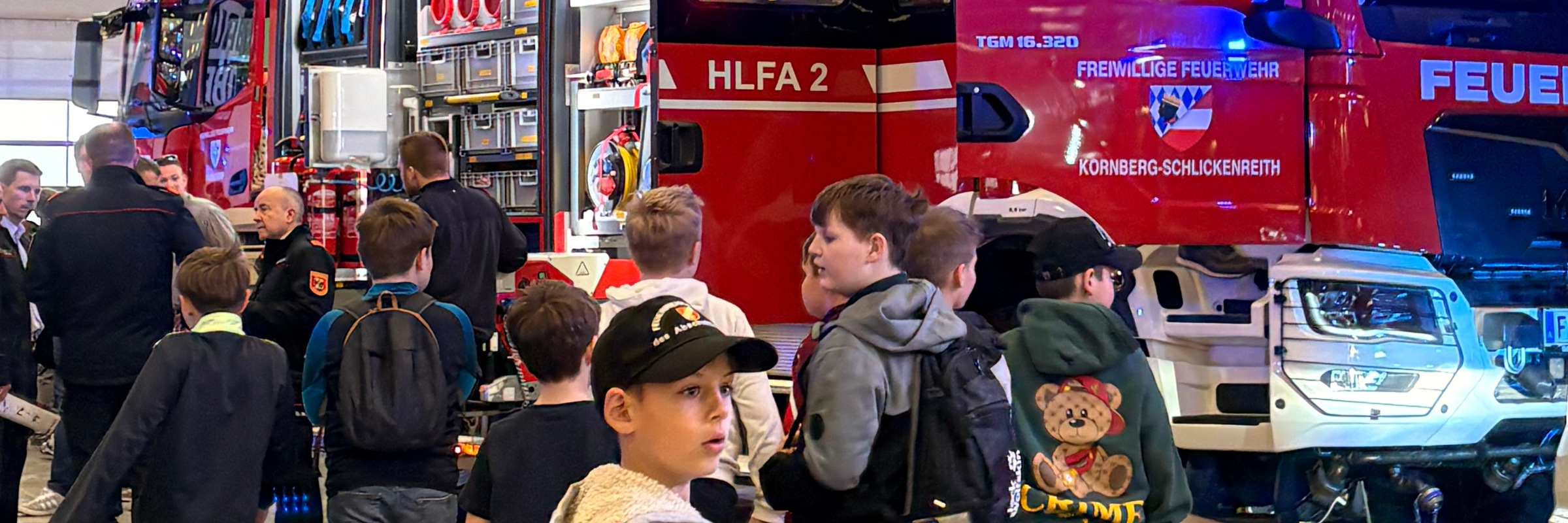 FJ besucht die Feuerwehrmesse, 14.03.2026